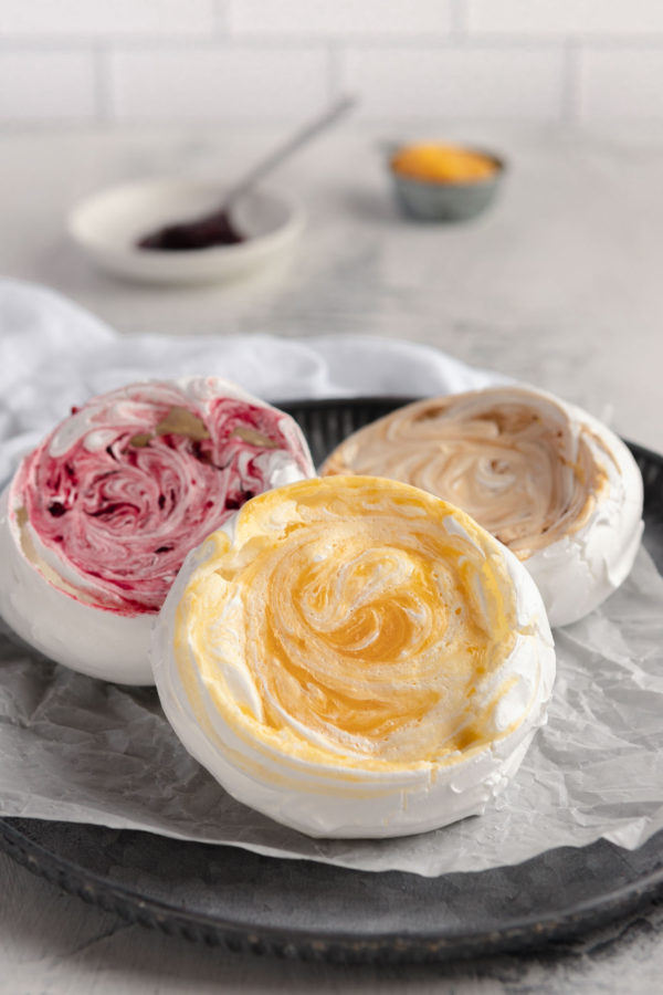 3 different meringue cookies